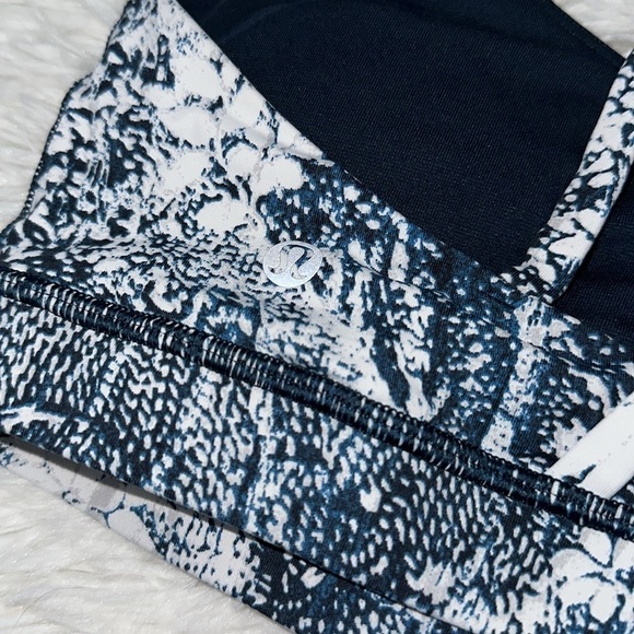 Lululemon Energy Bra Wildwood Multi - Picture 3 of 4